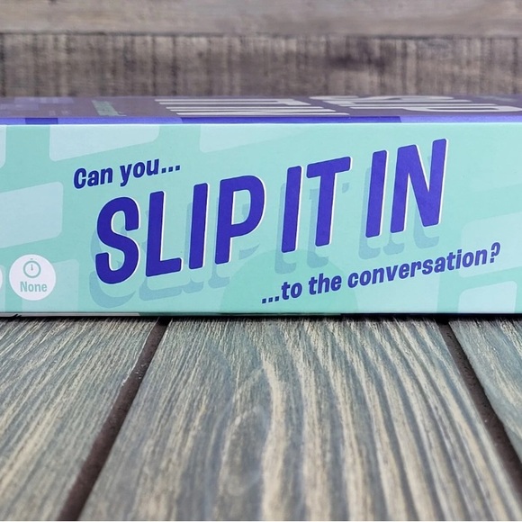 Slip It In Card Game - Purple - Picture 5 of 6